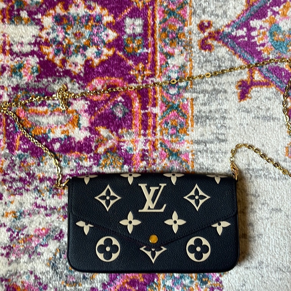 LOUIS VUITTON Pochette Felicie